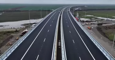 Stire din Economie : Accident pe Autostrada Moldovei, la doar două ore de la inaugurare