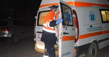 Stire din Eveniment : Accident rutier în zona Doraly Mall. O persoană a fost rănită