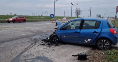 Accident rutier în zona hanului Kartali. O șoferiță a ajuns la spital