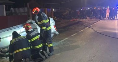 Stire din Eveniment : Accident terifiant în urma căruia patru persoane au ajuns în stare gravă la spital