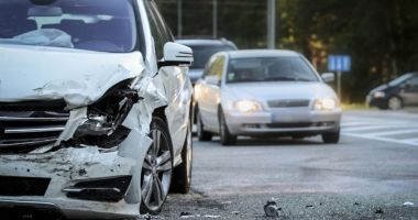 Stire din Eveniment : Accident rutier provocat de un șofer de 53 de ani beat, pe bulevardul Aurel Vlaicu