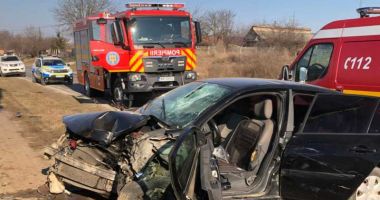 Stire din Eveniment : Accident terifiant între două autoturisme! Un bărbat a decedat în urma împactului