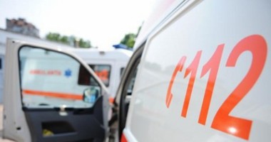 Stire din Eveniment : Accident cu o AMBULANȚĂ la Constanța: doi răniți