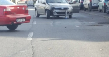 Accident rutier!  A întors pe linia continuă  și a rămas fără permis - 2