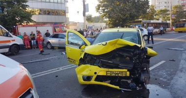 Accident cu cinci victime în zona ICIL,  după un impact frontal - 2