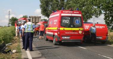 Stire din Eveniment : ACCIDENT MORTAL MIHAI VITEAZU / Circulația este blocată în zonă pentru transpotarea răniților la spital