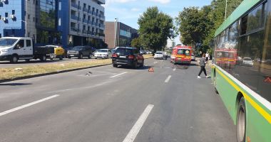GALERIE FOTO. Femeie lovită grav de un şofer de 18 ani, pe bulevardul Mamaia - 3