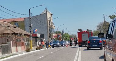 Accident rutier la intrare în Valu lui Traian - 3
