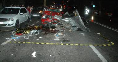 ATENȚIE, IMAGINI ȘOCANTE! GRAV ACCIDENT RUTIER ÎN CONSTANȚA. Un mort și șase răniți. ȘOFERUL A FOST REȚINUT / Update - 2