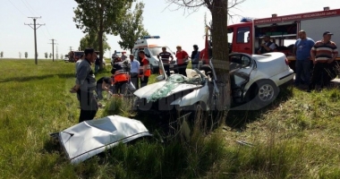 TRAGEDIE RUTIERĂ! ȘI-A UCIS FIICA, DUPĂ CE A PIERDUT CONTROLUL VOLANULUI
