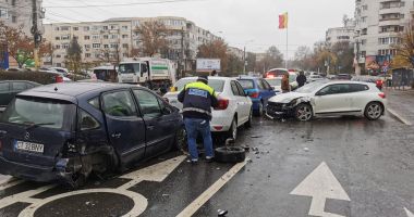 GALERIE FOTO. Carambol cu patru maşini, în Constanţa - 6