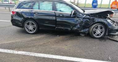 GALERIE FOTO / Accident pe Autostrada Soarelui. Traficul rutier se desfășoară dirijat - 2