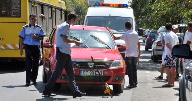 Accident rutier grav pe b-dul Lăpușneanu - 5
