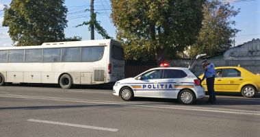 GALERIE FOTO / Accident rutier pe bulevardul IC Brătianu. O femeie a fost rănită - 3