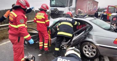 Stire din Eveniment : TRAGEDIE LA INDIGO! O femeie și-a pierdut viața într-un grav accident de mașină, identic cu cel petrecut acum o lună în același loc