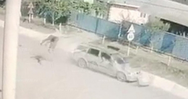 ATENȚIE, IMAGINI ȘOCANTE! Accident mortal, surprins de camerele de supraveghere