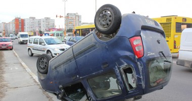 Stire din Eveniment : Accident rutier spectaculos la intrare în Constanța