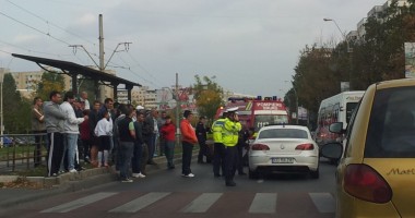 Stire din Actualitate : Un secretar al Ambasadei Rusiei a lovit o fată pe o trecere de pietoni din București
