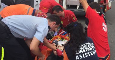 Trei tineri răniți grav într-un accident, pe drumul spre Costinești - 4