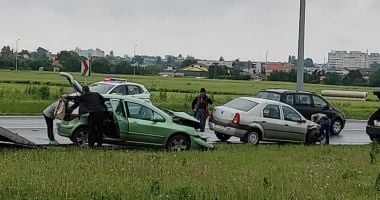 Stire din Eveniment : ACCIDENT în sensul giratoriu de la Cumpăna