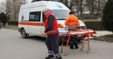 Stire din Eveniment : Accident de muncă pe bulevardul Aurel Vlaicu. Persoană căzută în gol, de la înălțime