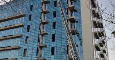 Muncitor căzut de la înălțime, într-un hotel în construcție din Mamaia - 3