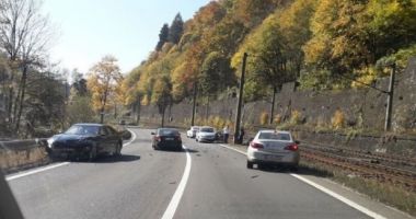 Circulație rutieră a fost blocată pe DN1, în urma unui accident grav