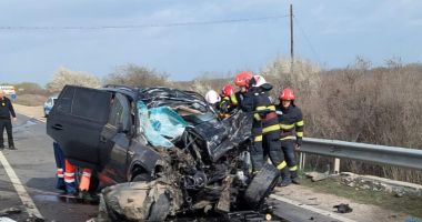 Stire din Eveniment : Românii, campioni în UE la numărul de accidente rutiere mortale. Trei oameni mor zilnic pe șosele