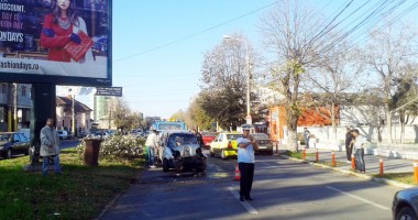 Accident rutier grav pe b-dul Mamaia.  Și-a băgat vărul în comă - 2