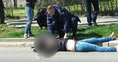 Stire din Eveniment : Accident GRAV pe bulevardul Tomis. O tânără, în COMĂ