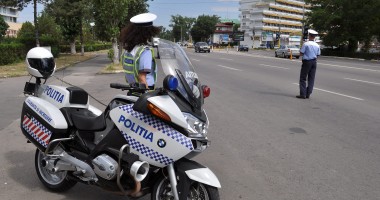 Stire din Eveniment : Șoferul care a trecut intenționat cu mașina peste un turist, băgat după gratii