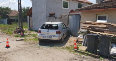 GALERIE FOTO / Un copil de 3 ani A MURIT după ce a fost lovit de o mașină CONDUSĂ DE UN TÂNĂR DE 17 ANI - 6