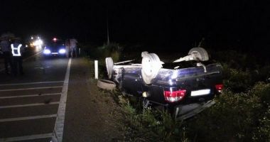 Stire din Eveniment : Accident mortal lângă Mihai Viteazu. Un tânăr și-a pierdut viața, iar alți trei au fost răniți