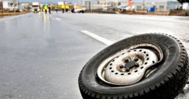 Stire din Eveniment : TRAGEDIE PE AUTOSTRADĂ, ÎN AJUN DE ANUL NOU! ZECI DE VICTIME, DUPĂ CE UN AUTOCAR S-A RĂSTURNAT