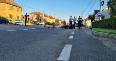 Stire din Eveniment : Un tânăr de 20 de ani și prietena lui în vârstă de 18 ani au murit într-un accident cu motocicleta. Șoferul avea rucsacul plin de droguri