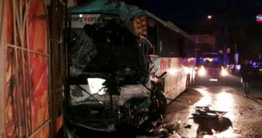 GRAV ACCIDENT RUTIER, între două microbuze. 17 VICTIME! PLANUL ROȘU DE INTERVENȚIE, ACTIVAT - 1