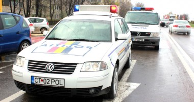 Accident rutier în Constanța. O șoferiță a ajuns la spital
