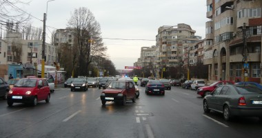 Accident în zona Universității Șaguna / Vezi FOTO - 4