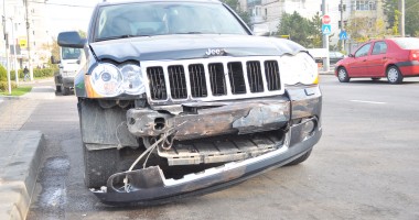 Vezi aici cine e șoferul Jeep-ului care a produs accidentul de la Far - 2