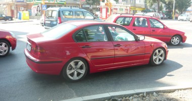 Mopedist lovit de șoferul unui BMW - 2