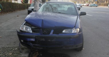 Șase mașini avariate într-un accident produs pe strada Dezrobirii - 2