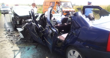 ATENȚIE, IMAGINI ȘOCANTE! CARNAGIU pe șoselele din Constanța. O puștoaică se pensa la volan - 9