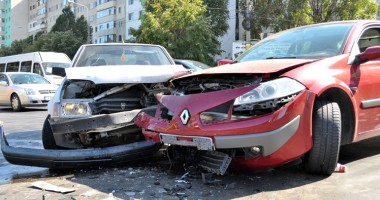 Stire din Economie : Asigurările RCA se modifică.  Vezi ce drepturi noi ai