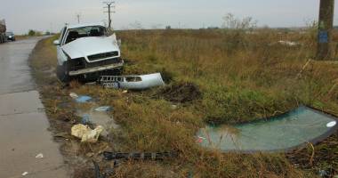 Galerie FOTO / Fapte de "vitejie" cu mașini bulgărești. A fugit de la locul accidentului și a intrat sub un tir. Șoferul: beat și fără permis - 5