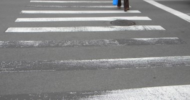 Stire din Eveniment : Femeie accidentată pe trecerea de pietoni