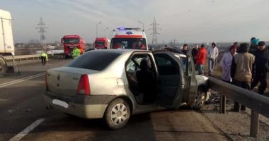 Galerie foto. Accident grav, la ieșire de pe podul Ovidiu. Sunt implicate două autoturisme și un tir - 6