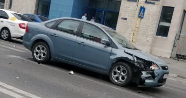 GALERIE FOTO / Accident rutier în care a fost implicată o mașină de Poliție, la Constanța - 2