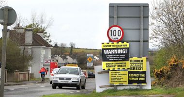 Stire din Actualitate : Acord iminent între Londra și Uniunea Europeană privind frontiera irlandeză