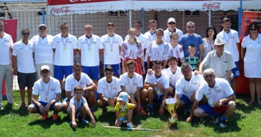 Stire din Sport : ACS Frontiera Tomis domină competițiile naționale de oină