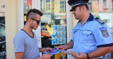 ATENȚIE la TÂLHARI! Poliția vă sfătuiește să nu mai purtați bijuterii - 3